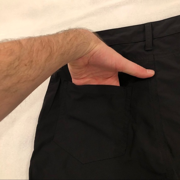 Resorts World Las Vegas Casino Black Casual Essential Work Shorts Mens 33 / 4. - Picture 6 of 6